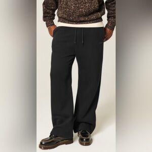 Hollister Men’s Fleece Super Baggy Black Sweatpants Size XS